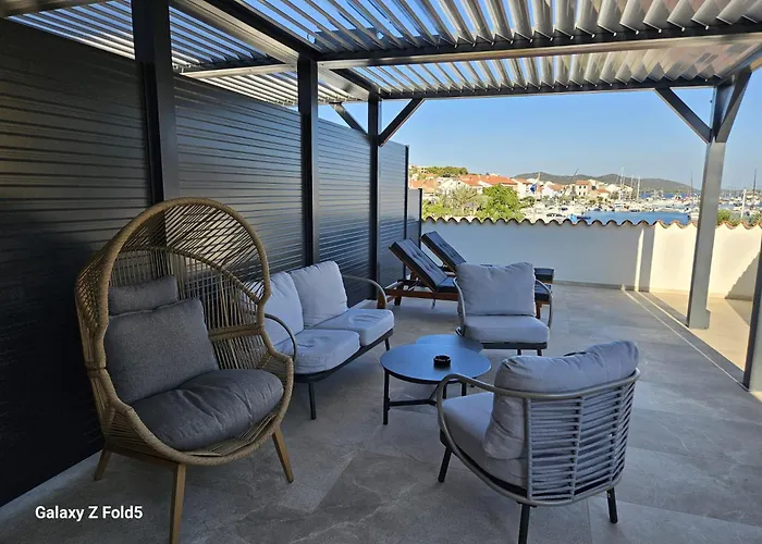 Dora Lägenhet Jezera